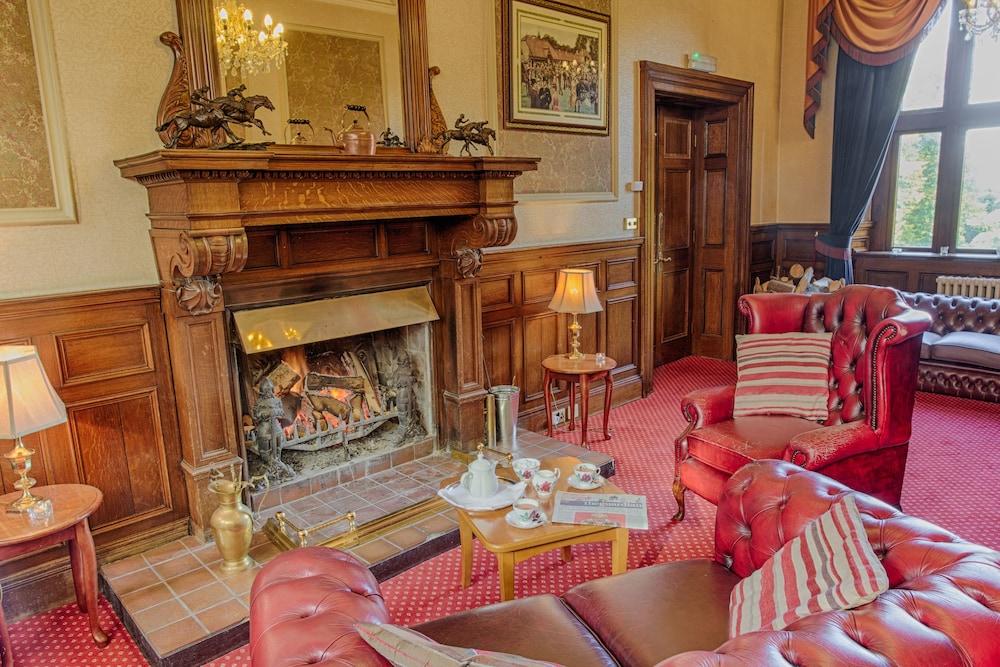 Bagden Hall Country house