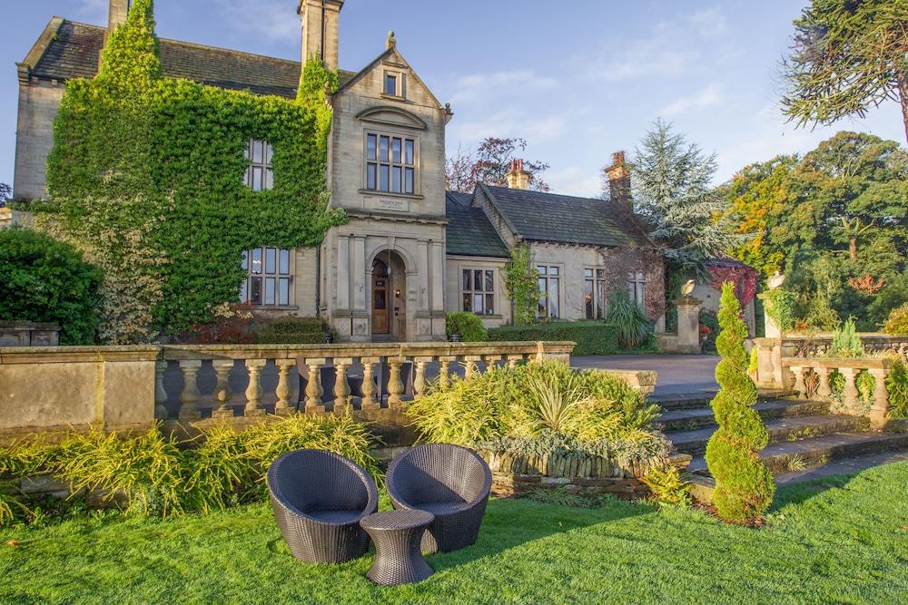 Bagden Hall Country house