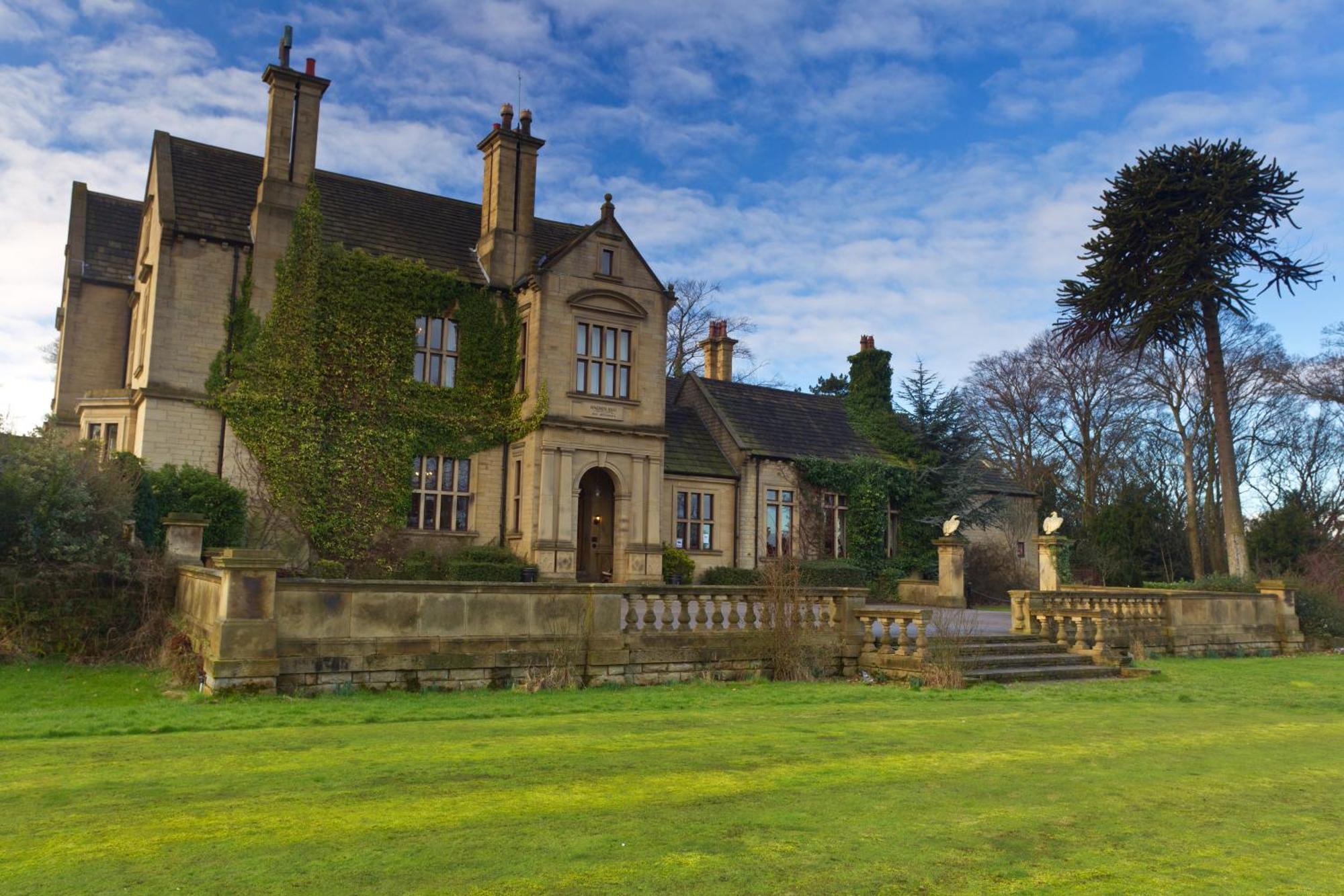 Bagden Hall Country house